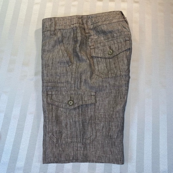 CAbi 100% Linen Bermuda Shorts Sz 4 Brown Like New - Picture 10 of 11
